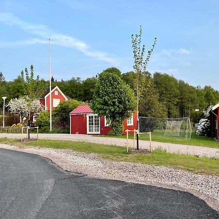 Lyckan - Minihus I Lantlig Miljoe Ulricehamn Exterior foto
